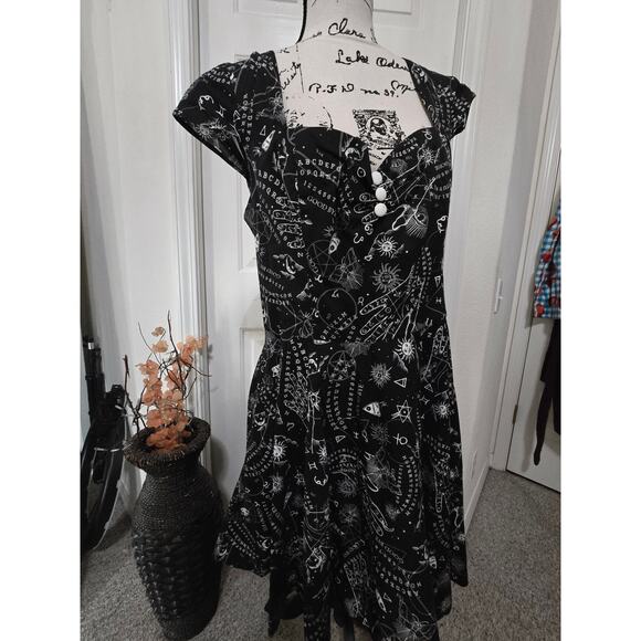 Hell Bunny Ouija Dress NWT Size XL - Picture 1 of 7